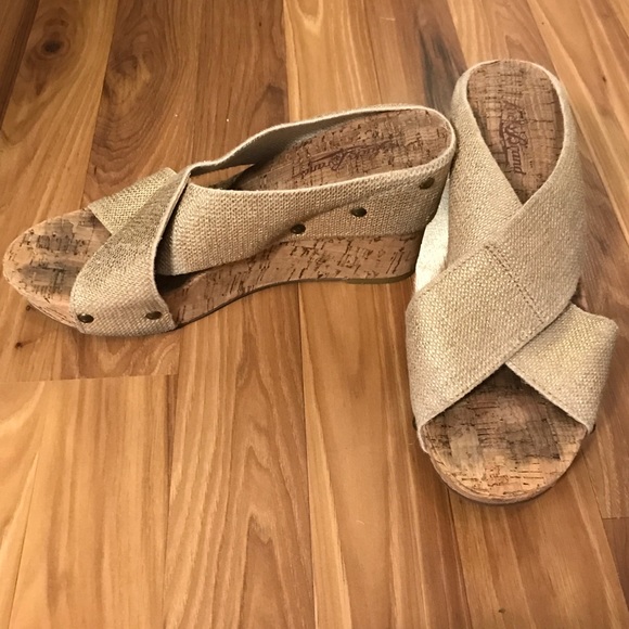 Lucky Brand Shoes - Lucky Brand cork wedges 8.5 women's shoes sandal